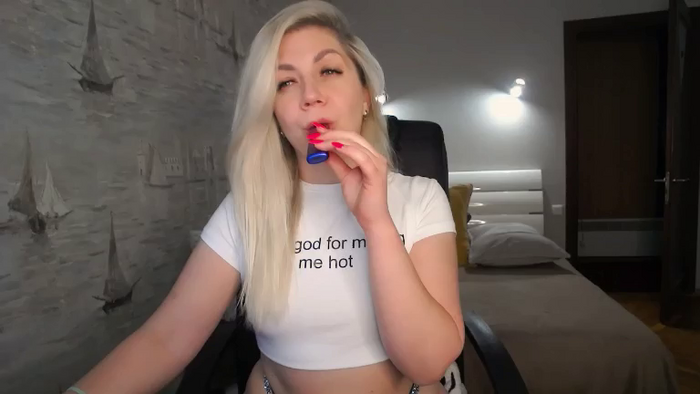 Nichole_Hill