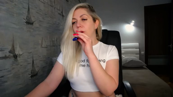 Nichole_Hill