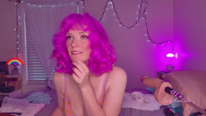 CurlyManeChloe