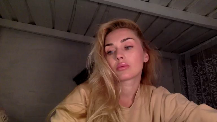Tina_a
