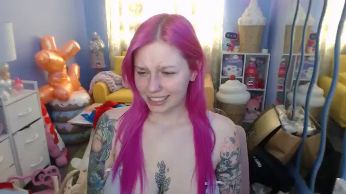 Angelina_Glass