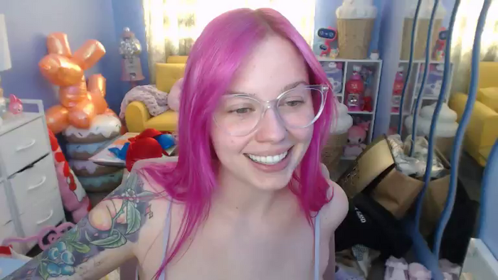 Angelina_Glass