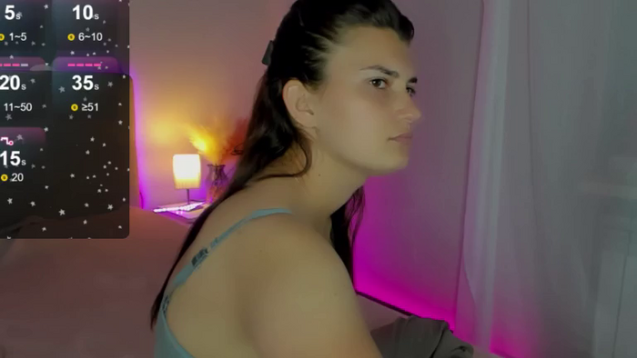 LauraLeee