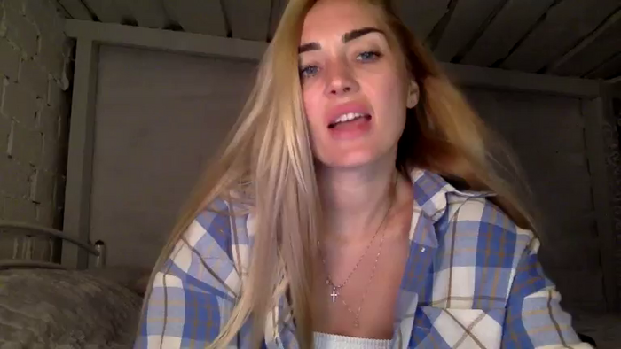 Tina_a