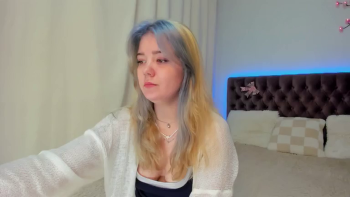 EllaMyerss