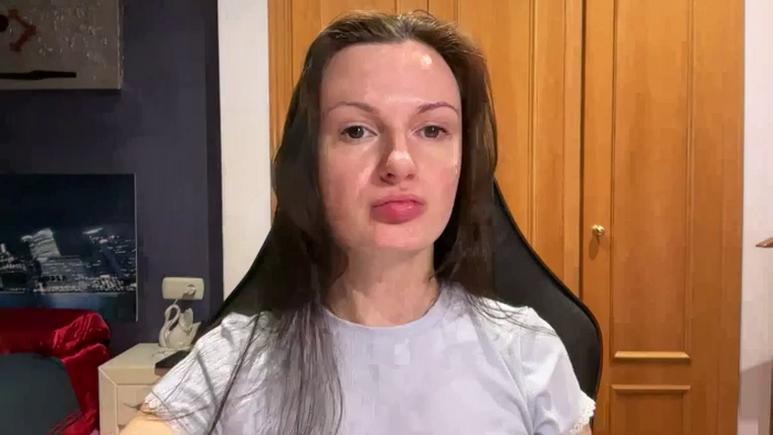 GloriaM