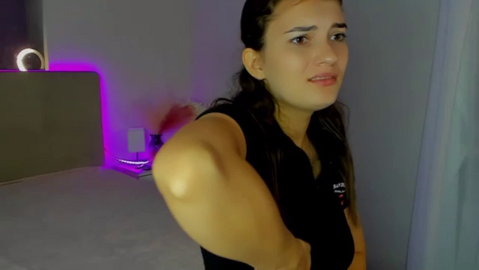 LauraLeee