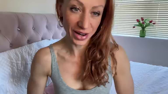 MiaBOOTYQueenUK