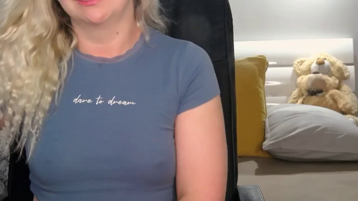 Nichole_Hill
