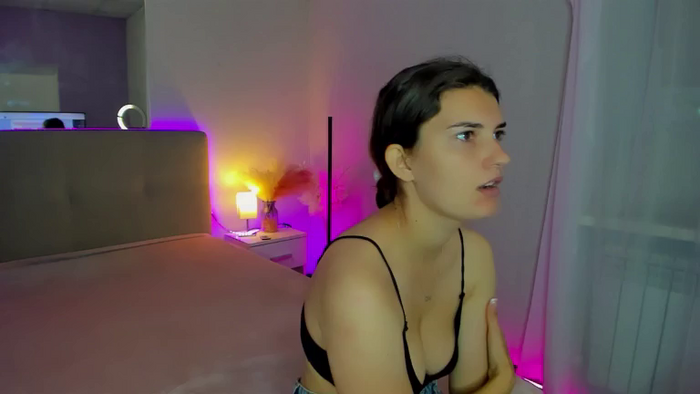 LauraLeee