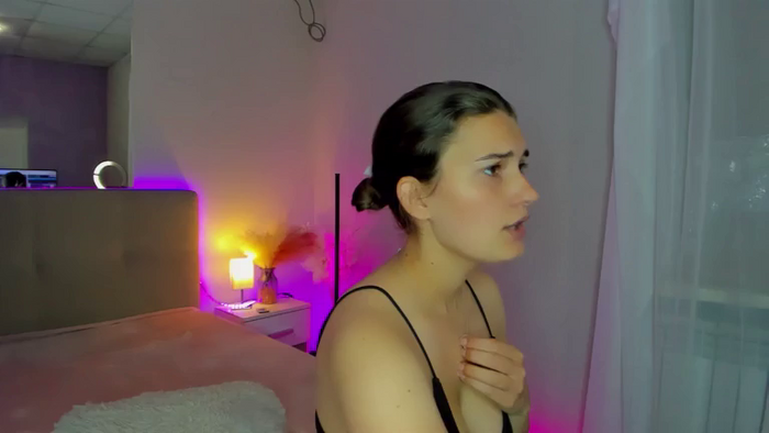 LauraLeee