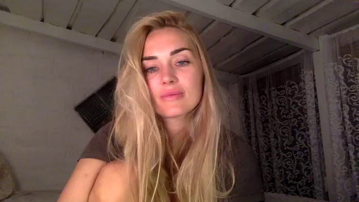 Tina_a