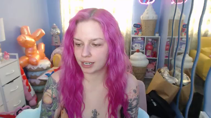Angelina_Glass