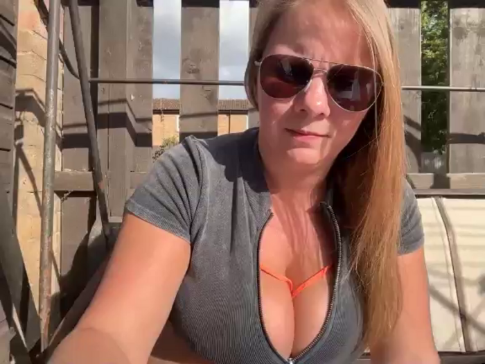 BustyMollyy