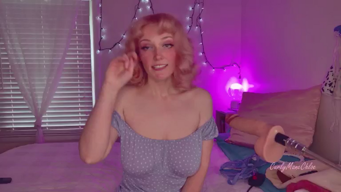 CurlyManeChloe
