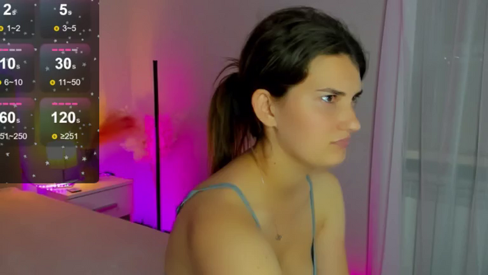 LauraLeee