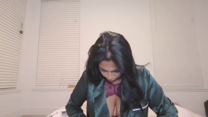 Yasmin93