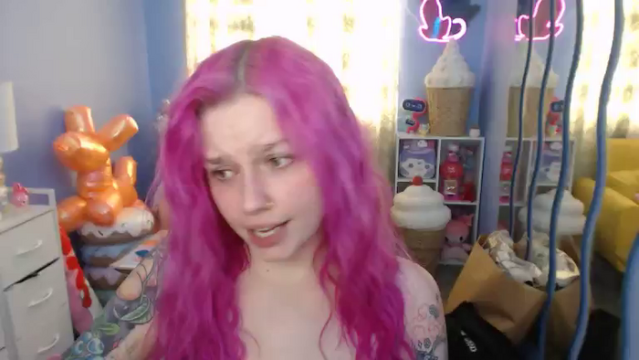 Angelina_Glass