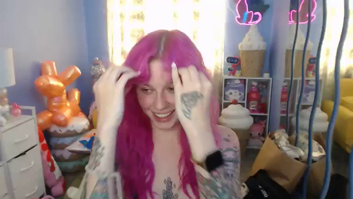 Angelina_Glass