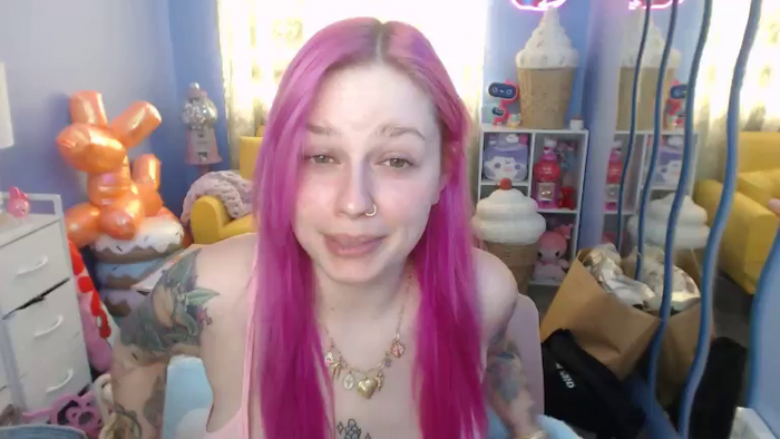 Angelina_Glass