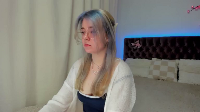 EllaMyerss