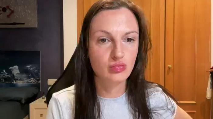 GloriaM