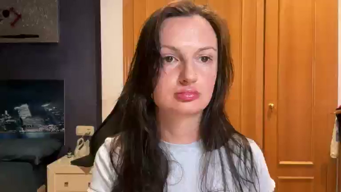 GloriaM