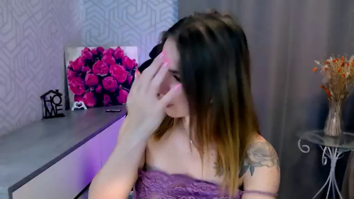MeganNaughtyy