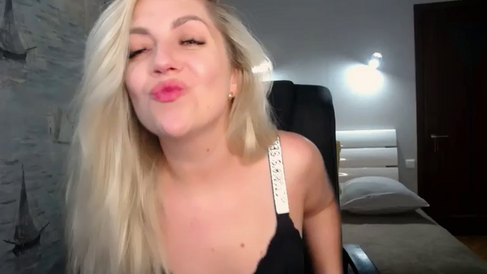 Nichole_Hill