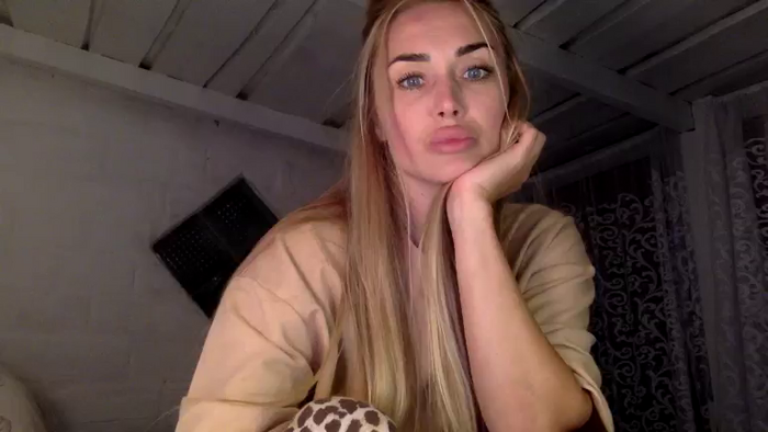 Tina_a