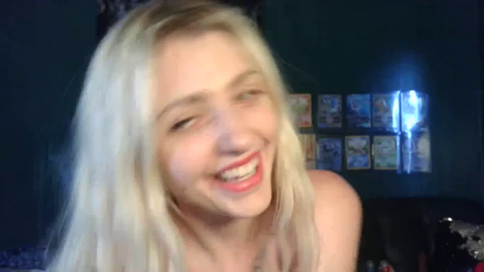 AlexMarieXOXO
