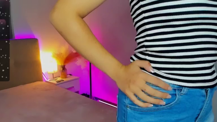 LauraLeee