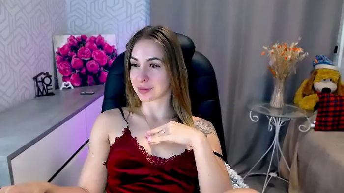 MeganNaughtyy