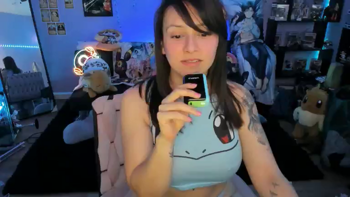 Alyx_Singer