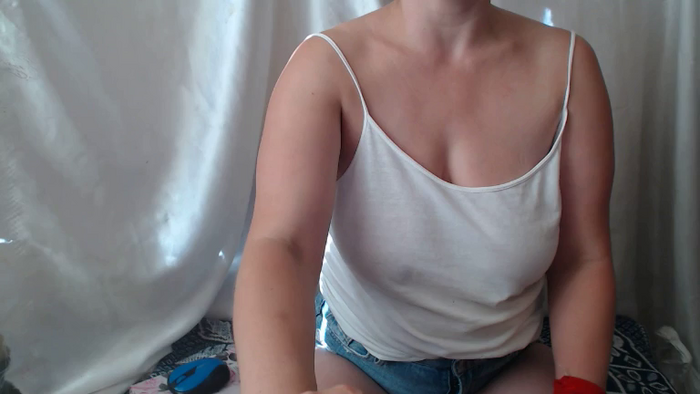 BettyGirlKiss