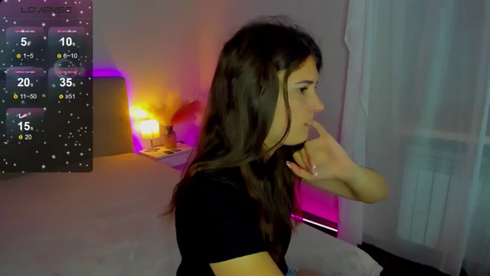 LauraLeee