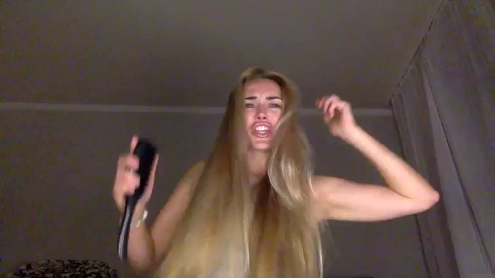 Tina_a