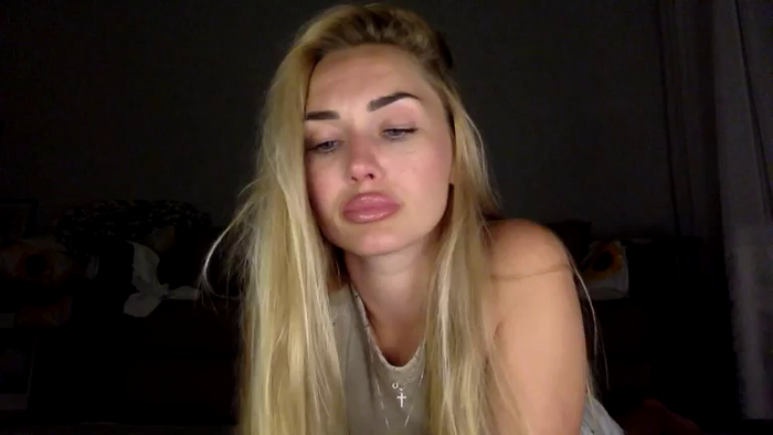 Tina_a