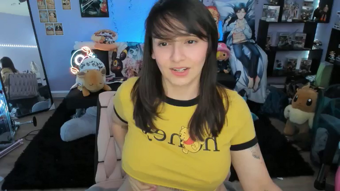 Alyx_Singer