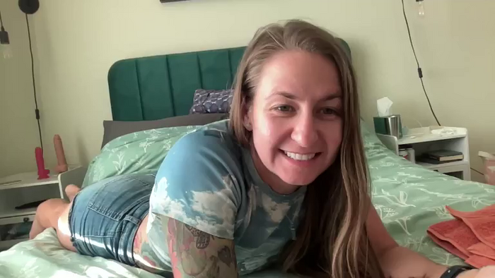 Beebeefitgirl
