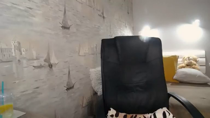 Nichole_Hill