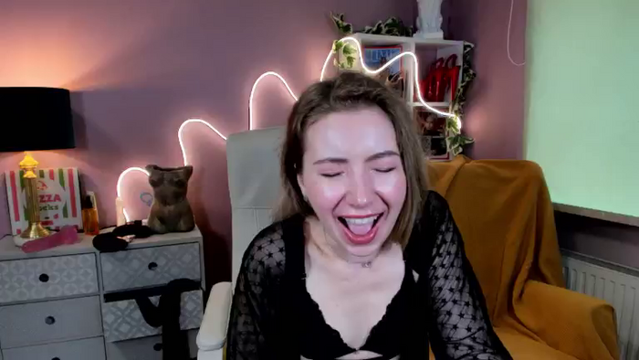 MiaxLoveQueen