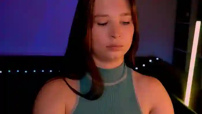 2025/07/24/streamate-mirabeall-17-51-15