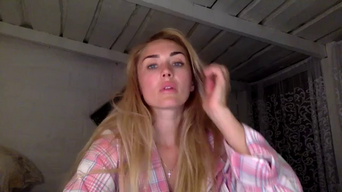 Tina_a