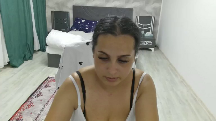 COURTNEIY