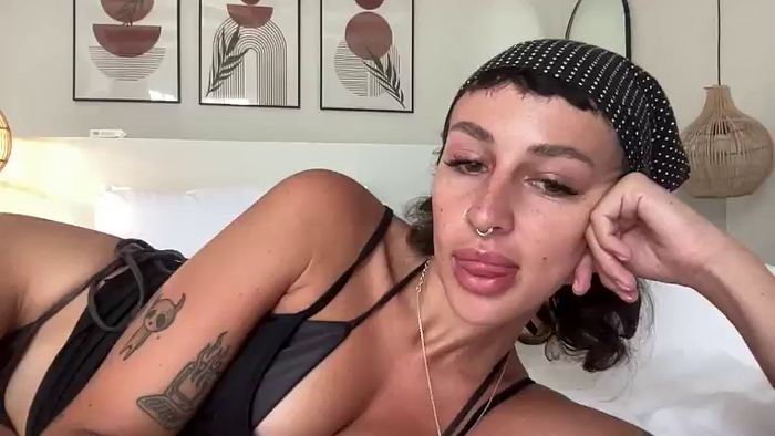Josie_Juicy_UK