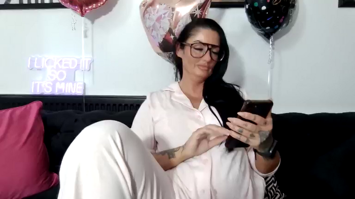BellaVixen23