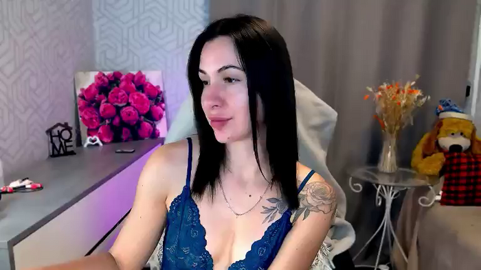 MeganNaughtyy