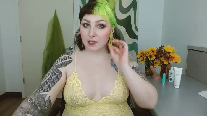 JadeDahlia
