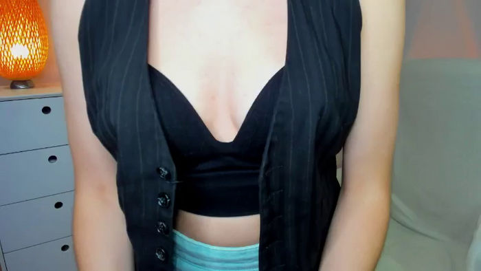 MeganxKISS19